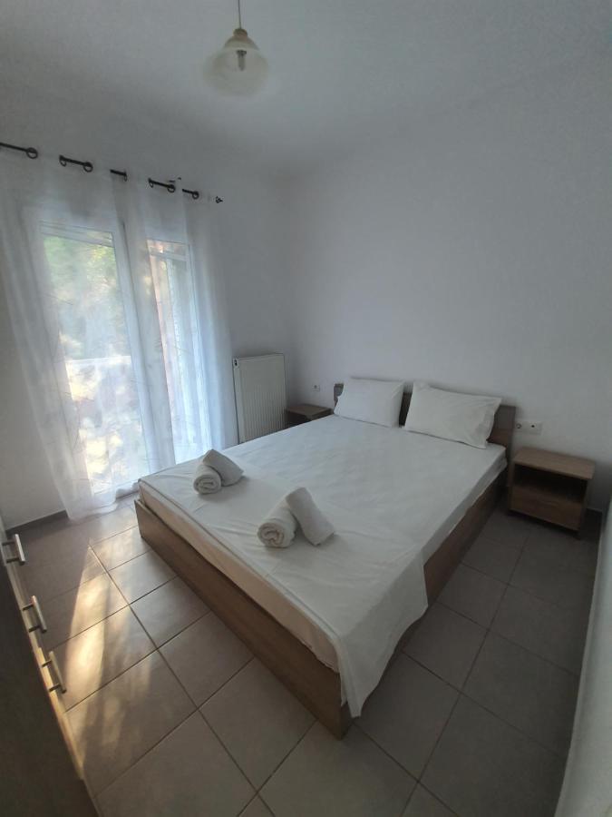 Eleana'S Apartments Guviá Kültér fotó