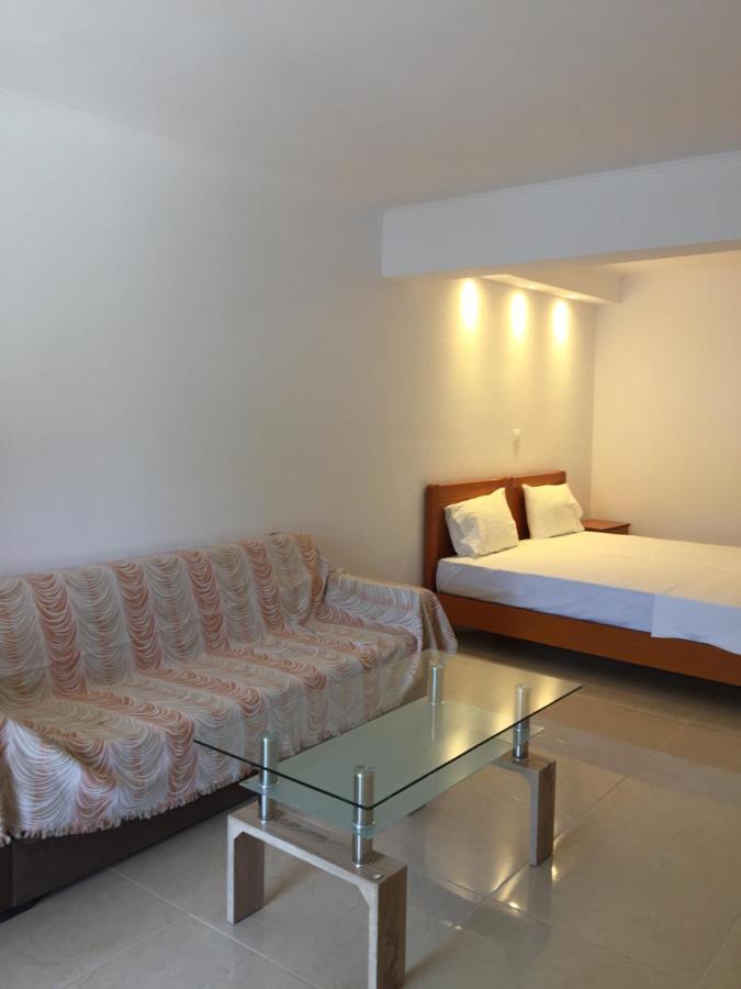 Eleana'S Apartments Guviá Kültér fotó