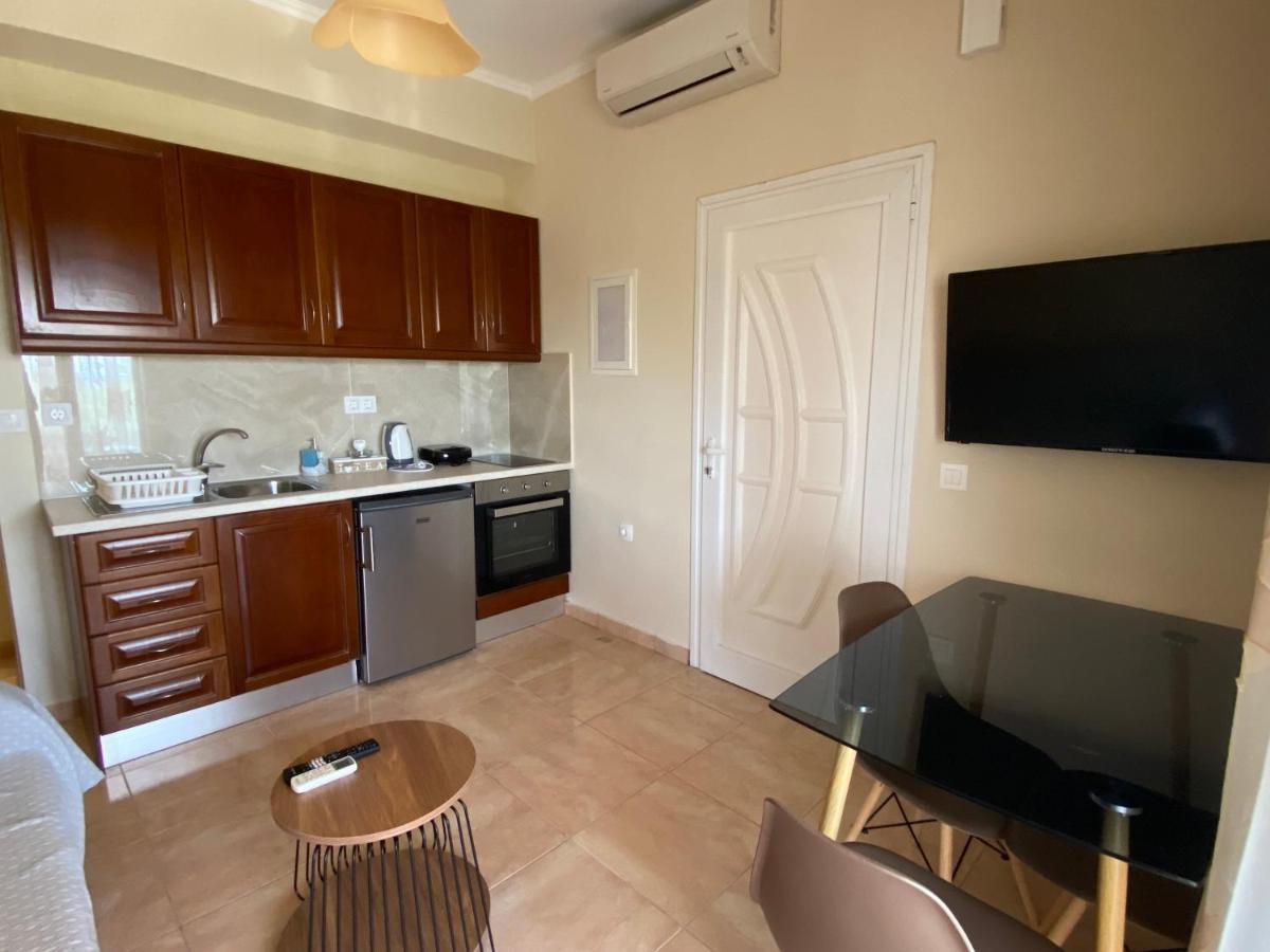 Eleana'S Apartments Guviá Kültér fotó